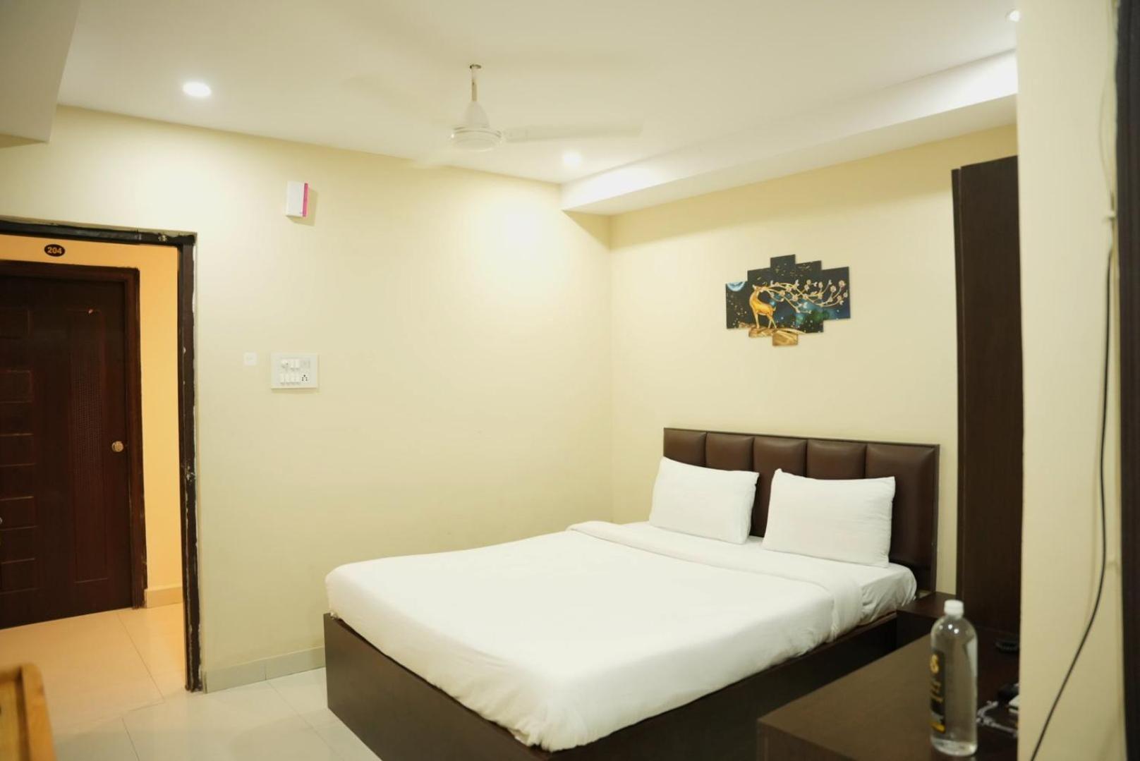 Da Lara Suites Kondapur  外观 照片